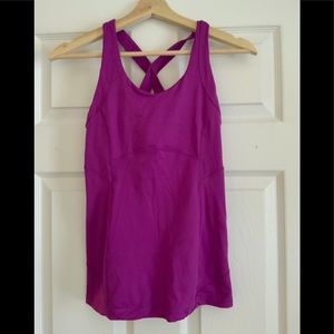 Lululemon Shirt with built-in bra